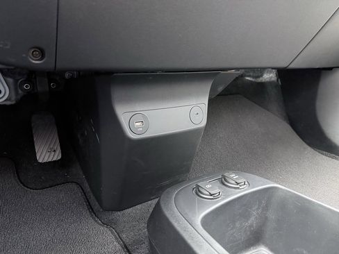 Used 2024 Kia EV6 Light image 21