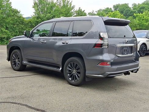 Used 2023 Lexus GX 460 Luxury w/ Sport Design Package AWD/4WD image 4