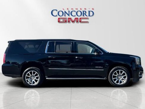 Used 2019 GMC Yukon XL Denali AWD/4WD image 3