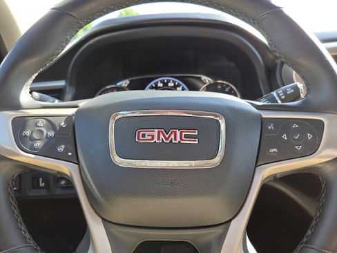 Used 2023 GMC Acadia Denali w/ Denali Technology Package AWD/4WD image 30