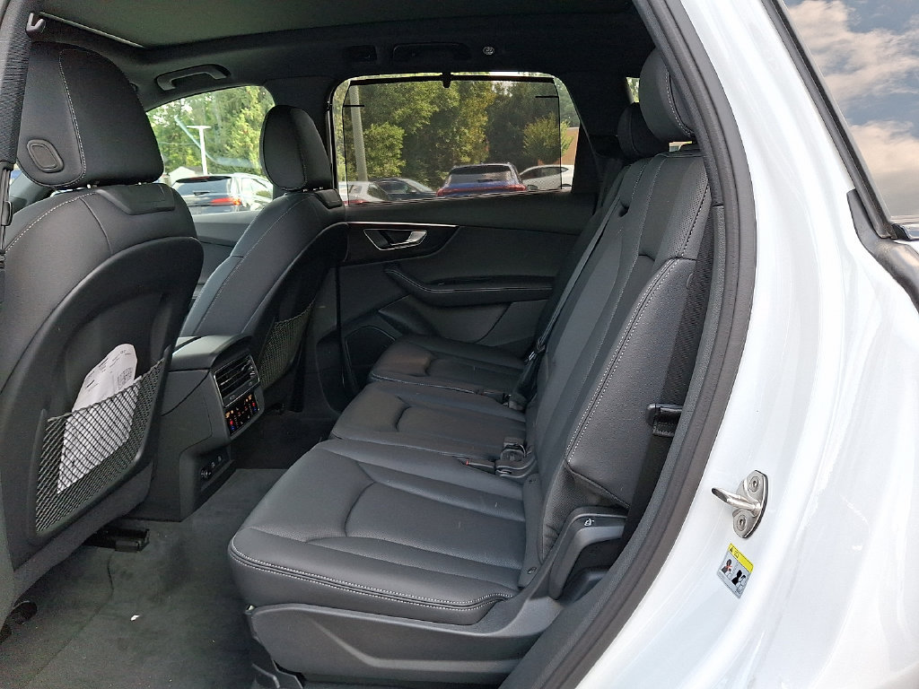 New 2026 Audi Q7 Premium Plus AWD/4WD image 6