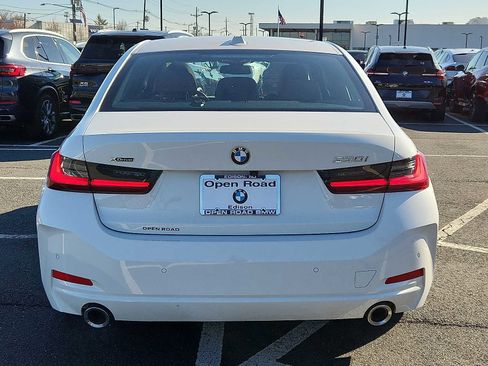 Used 2026 BMW 330i xDrive Sedan w/ Convenience Package image 5