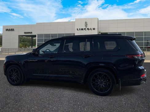 Used 2023 Jeep Grand Cherokee L Summit AWD/4WD image 5
