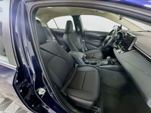 Used 2024 Toyota Corolla LE image 29