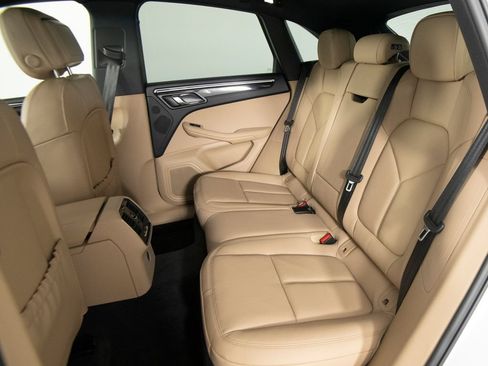 New 2026 Porsche Macan AWD/4WD image 36