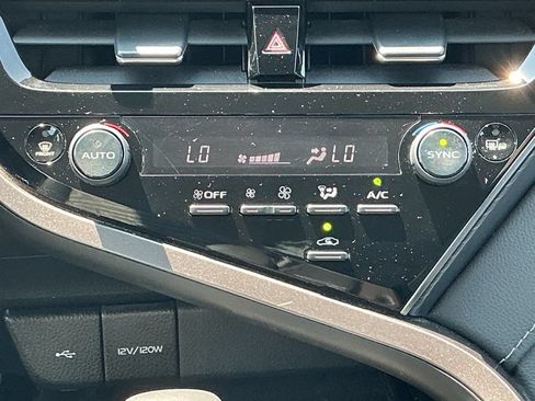 Used 2023 Toyota Camry SE FWD image 28