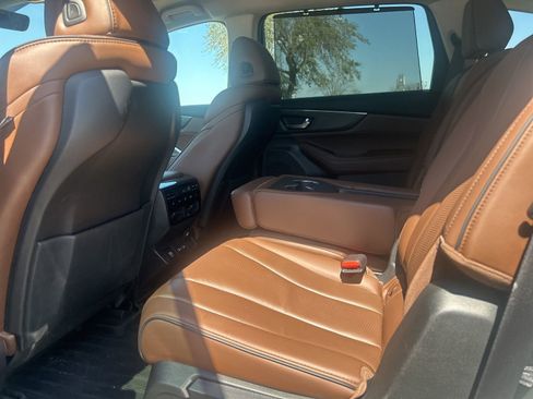 Used 2023 Acura MDX Advance image 25