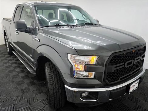 Used 2015 Ford F150 XLT w/ Equipment Group 302A Luxury AWD/4WD image 10