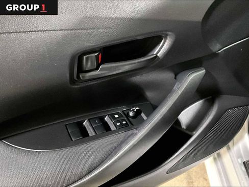 Certified 2022 Toyota Corolla LE image 36