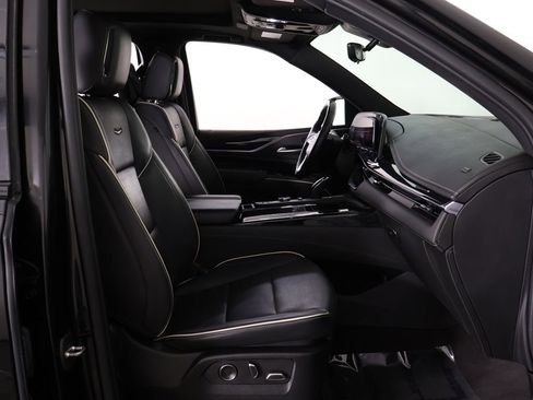 Used 2023 Cadillac Escalade Sport AWD/4WD image 37