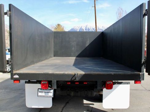 Used 2019 Ford F550 XL image 11