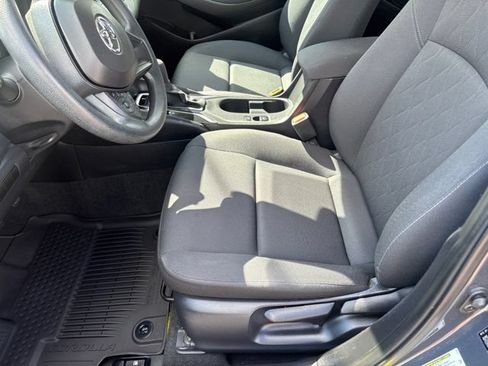 Used 2024 Toyota Corolla LE FWD image 19