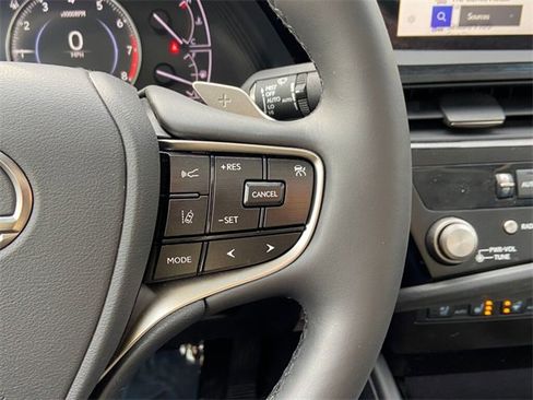 Used 2023 Lexus ES 350 w/ Premium Package image 18