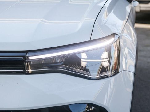 New 2025 Volkswagen Taos S FWD image 4