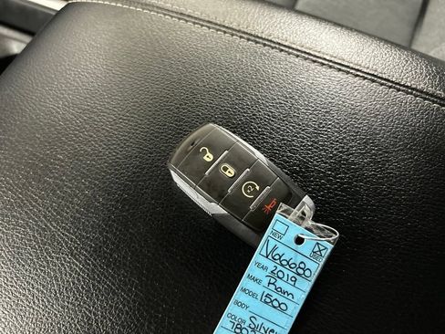 Used 2019 RAM 1500 Big Horn AWD/4WD image 23