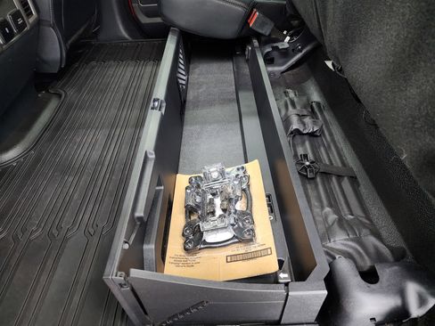 Used 2022 Ford F350 Lariat w/ Lariat Ultimate Package image 39