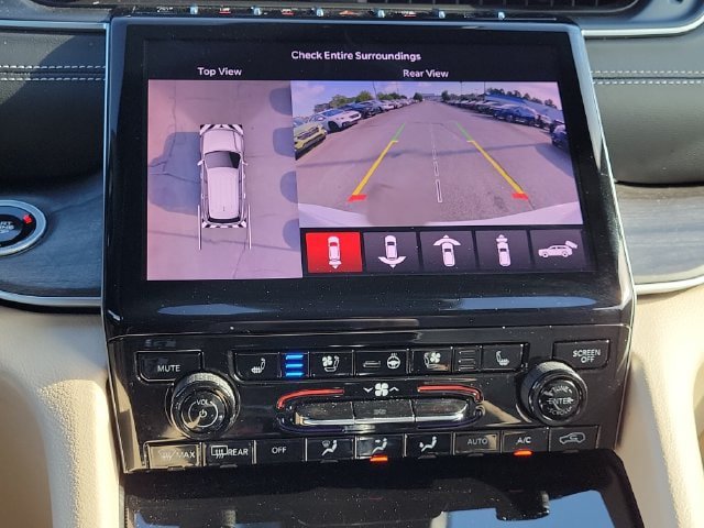 Certified 2025 Jeep Grand Cherokee Limited w/ Luxury Tech Group II RWD image 29