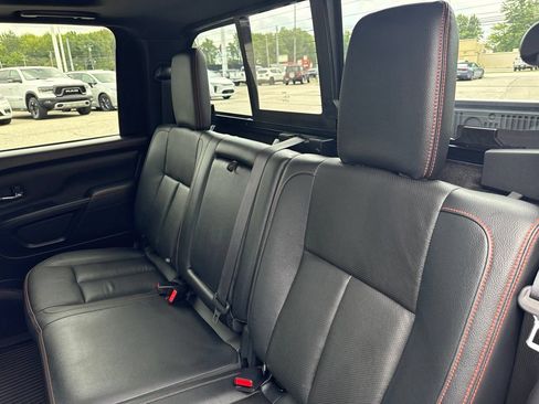 Used 2024 Nissan Titan PRO-4X w/ Pro-4x Convenience Package AWD/4WD image 36