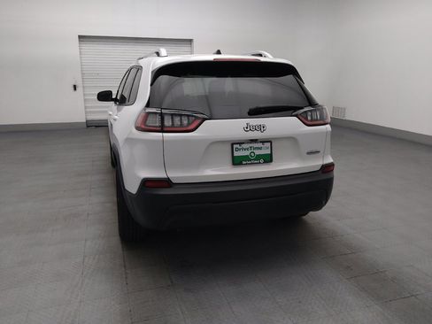 Used 2021 Jeep Cherokee Latitude FWD image 6