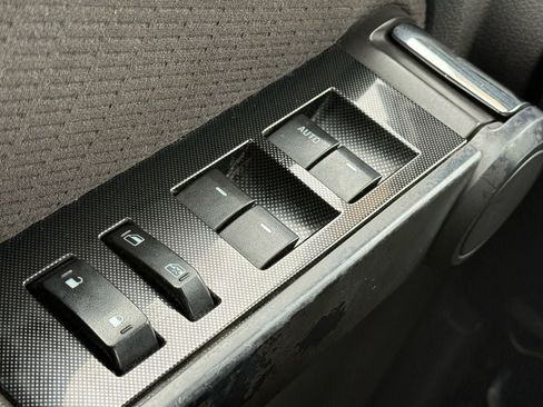 Used 2010 Ford Explorer Sport Trac XLT image 14