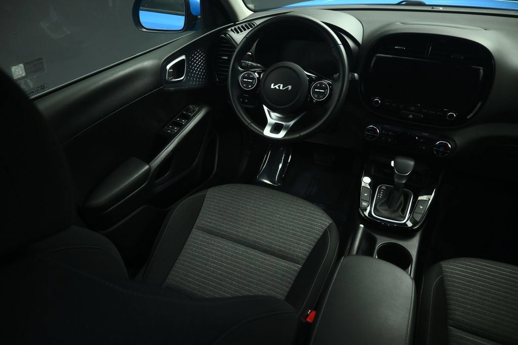 Used 2023 Kia Soul EX FWD image 46