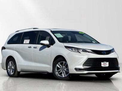 Used 2023 Toyota Sienna Limited
