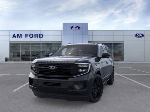 New 2026 Ford Expedition Platinum w/ Stealth Performance Package AWD/4WD image 2