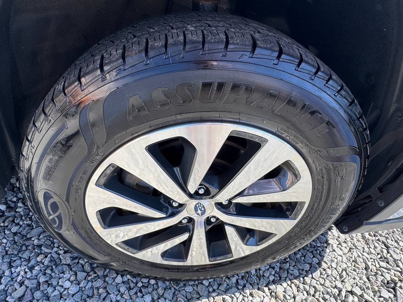 Used 2023 Subaru Outback Premium AWD/4WD image 29