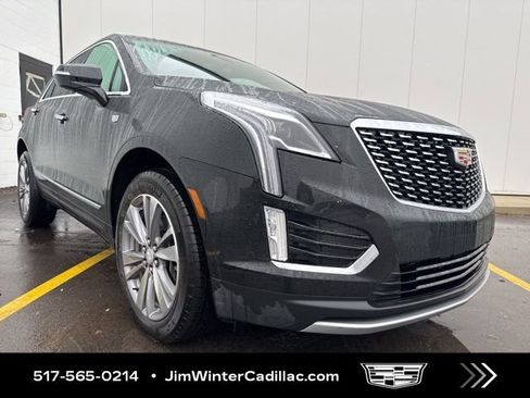 Certified 2025 Cadillac XT5 Premium Luxury image 2