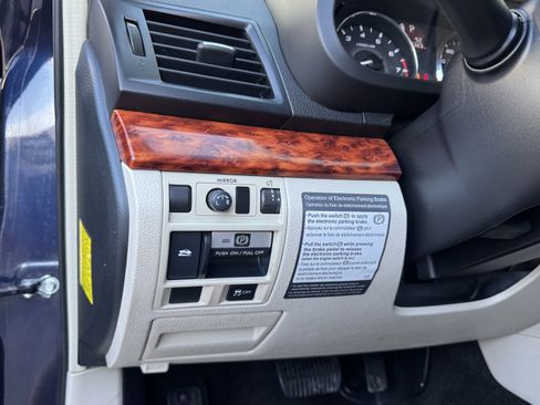 Used 2012 Subaru Outback 2.5i Limited w/ Moonroof Pkg image 21