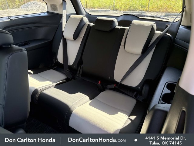 New 2027 Honda Odyssey Elite image 17