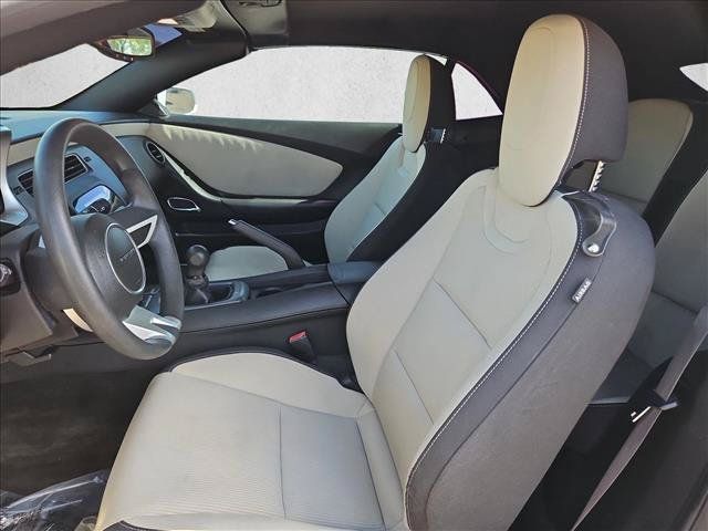 Used 2011 Chevrolet Camaro LT RWD image 20