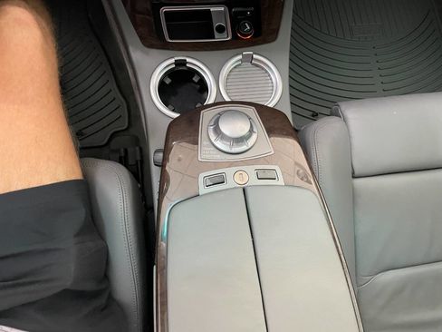 Used 2003 BMW 745Li image 38