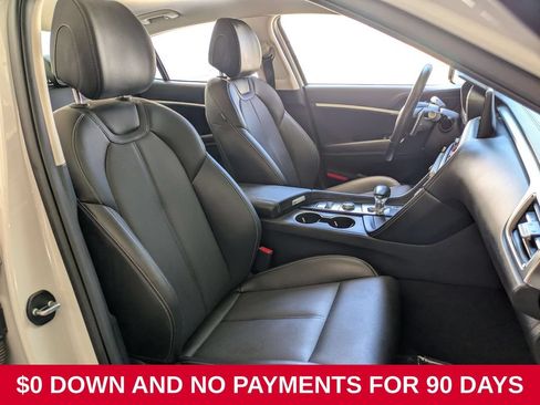 Used 2025 Genesis G70 2.5T RWD image 28