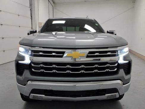 Used 2025 Chevrolet Silverado 1500 LTZ w/ LTZ Premium Package AWD/4WD image 8
