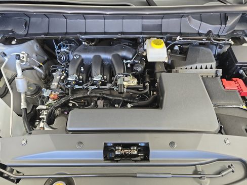 New 2026 Nissan Pathfinder Platinum image 32