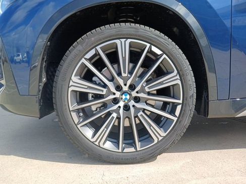 New 2025 BMW X1 xDrive28i w/ Technology Package AWD/4WD image 5