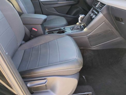 Used 2024 Volkswagen Taos SE image 27