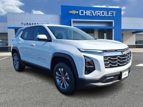 New 2026 Chevrolet Equinox LT w/ Safety and Technology Package image 2