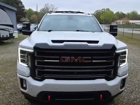 Used 2021 GMC Sierra 2500 AT4 w/ AT4 Premium Plus Package image 6