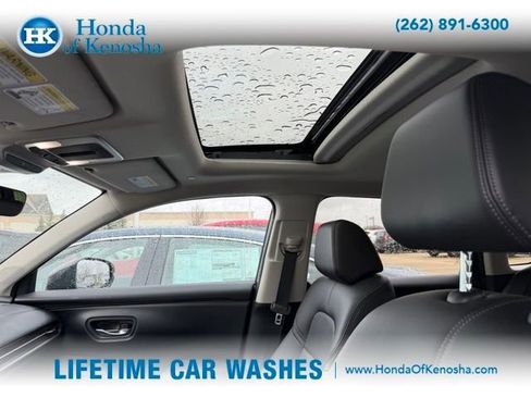 Used 2025 Honda HR-V EX-L image 6