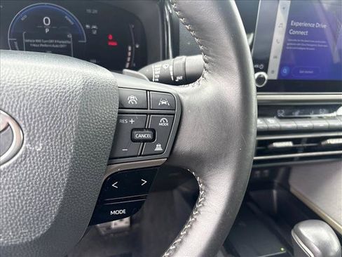 Used 2026 Toyota Camry SE FWD image 19