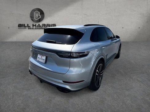 Used 2020 Porsche Cayenne Turbo AWD/4WD image 5