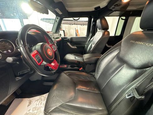 Used 2016 Jeep Wrangler Unlimited Rubicon AWD/4WD image 16