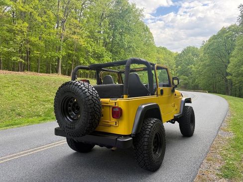 Used 2002 Jeep Wrangler SE AWD/4WD image 8