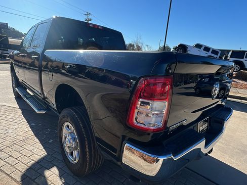 Used 2024 RAM 2500 Big Horn w/ Bed Utility Group image 10