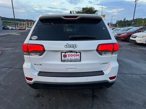 Used 2020 Jeep Grand Cherokee Laredo AWD/4WD image 7