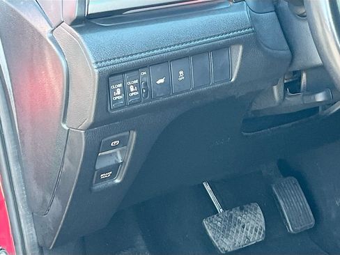 Used 2025 Honda Odyssey Sport-L image 10