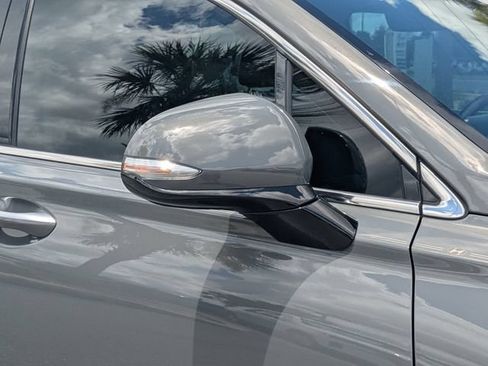 Used 2023 Hyundai Santa Fe SEL FWD image 11