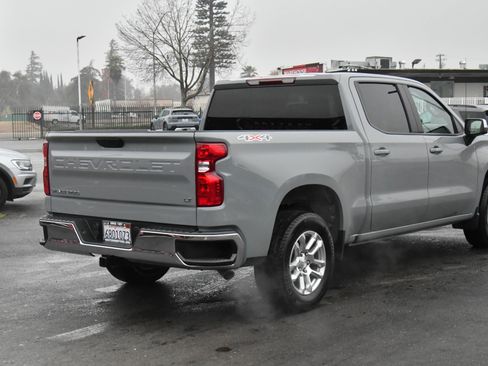 Used 2024 Chevrolet Silverado 1500 LT image 8